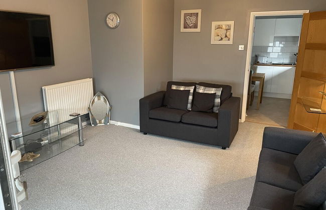 Lovely 1 Bedroom Ground Floor Apartment max 4 per - Foto 1