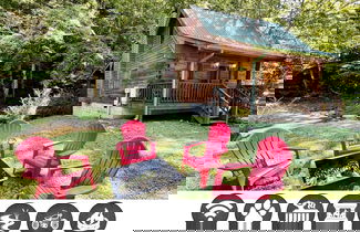 Foto 1 - Creekside 2 Bedroom Cabin by RedAwning