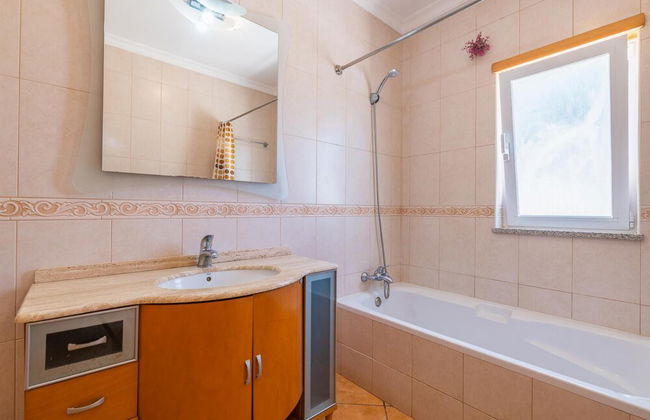 Villa Tavagueira in Guia - Photo 17