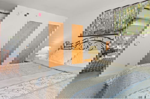 Foto 4 - 19 Mountainside 2 Bedroom Condo by RedAwning