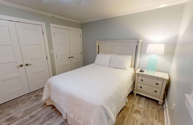 Dolphin Point 105b 2 Bedroom Condo by RedAwning - Foto 2