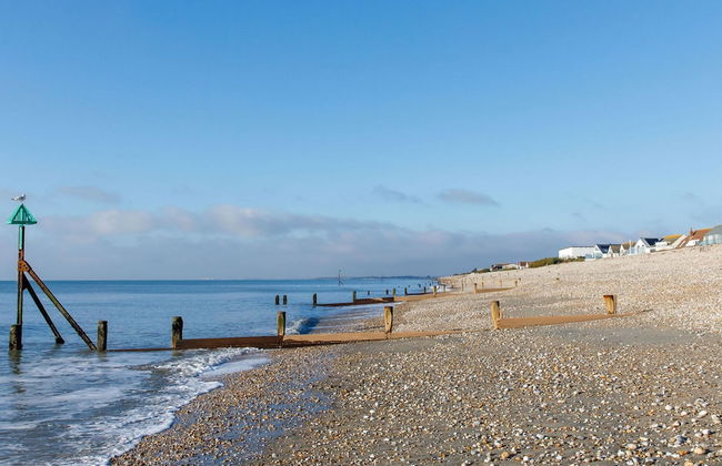 Two Bed Seafront Escape in East Wittering - Foto 24