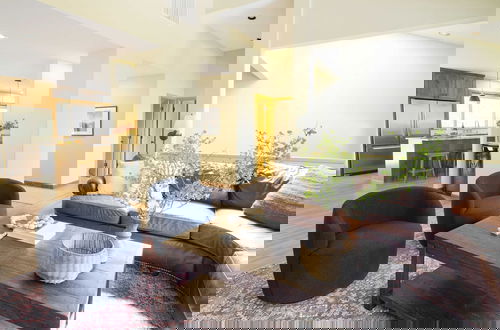 Photo 10 - Sage Blush by Avantstay Upgraded 4 Bdr/chefs Kitchen/ A/c/hot Tub!