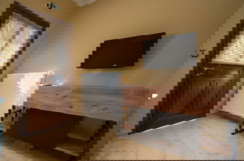 Photo 36 - Elegance Suites