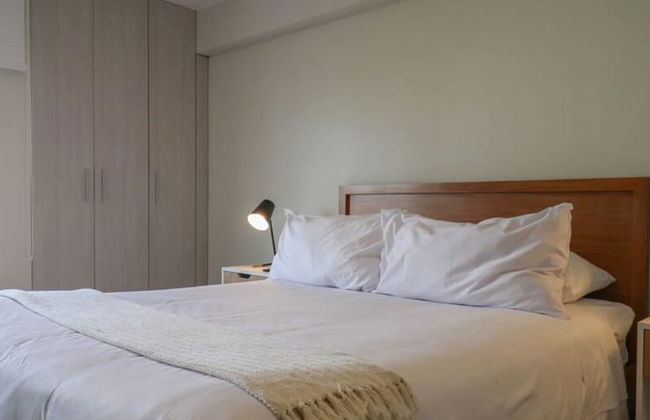 w Fascinating 1BR With Balcony in Miraflores - Foto 2
