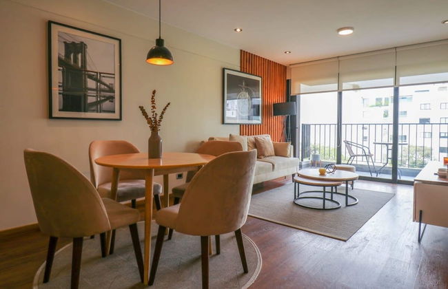 w Fascinating 1BR With Balcony in Miraflores - Foto 29