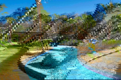 Foto 43 - Luxurious Home w Theme Beds Private Pool
