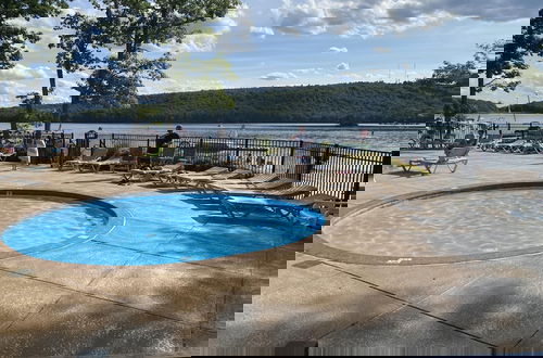 Foto 51 - Pocono Retreat -1 Mile to Lake and Skiing