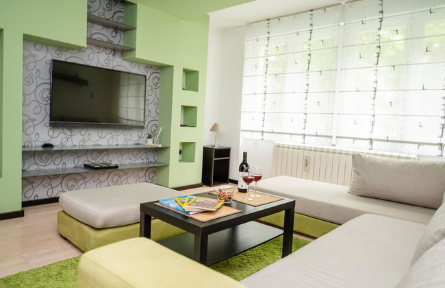 Bright 1bdr Apartment in the City Center - Foto 2