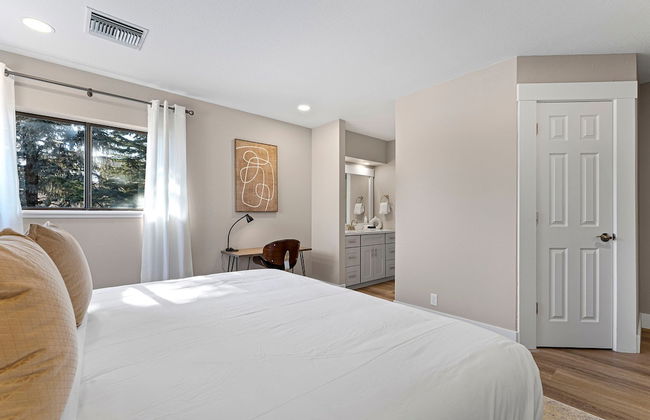 Elegant 4BD Reno Abode Close to Shops and Casinos - Foto 8
