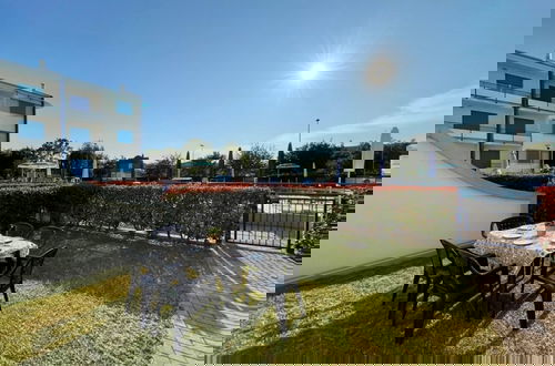 Foto 17 - The Perfect Home Base for Your Beach Vacation