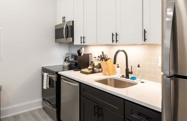 Sosuite 1BR Apt w W/d, Large Dining Seating - Foto 6
