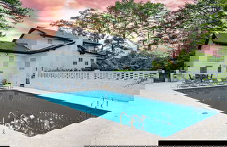 Foto 1 - Mansion With Private Pool Bsktball Tennis Courts