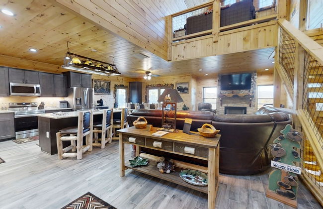 Lazy Bear Lodge 5 Bedroom Cabin by RedAwning - Foto 22