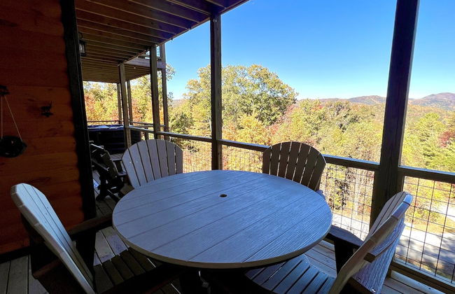 Lazy Bear Lodge 5 Bedroom Cabin by RedAwning - Foto 44