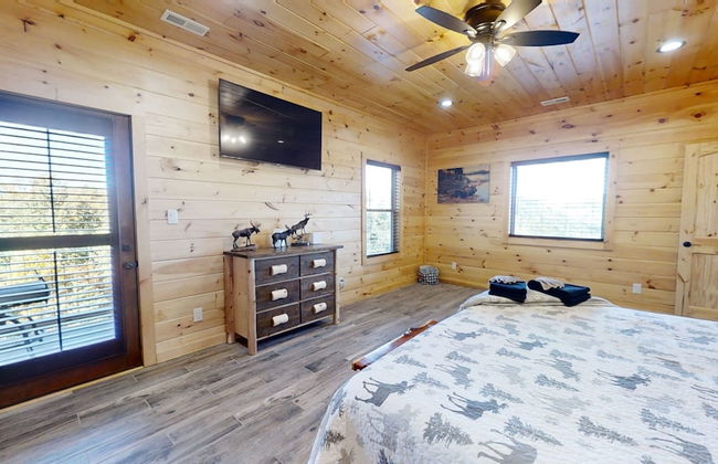Lazy Bear Lodge 5 Bedroom Cabin by RedAwning - Foto 14