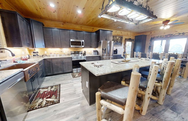 Lazy Bear Lodge 5 Bedroom Cabin by RedAwning - Foto 24