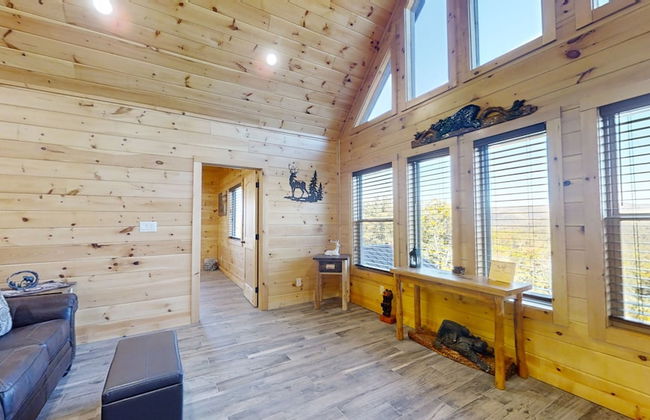 Lazy Bear Lodge 5 Bedroom Cabin by RedAwning - Foto 80