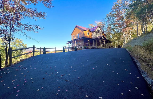 Lazy Bear Lodge 5 Bedroom Cabin by RedAwning - Foto 79