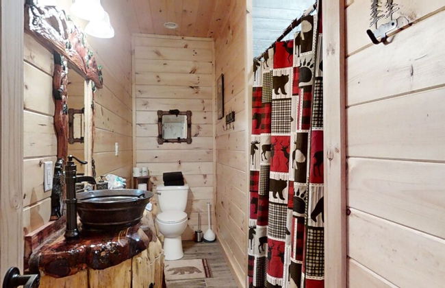 Lazy Bear Lodge 5 Bedroom Cabin by RedAwning - Foto 60