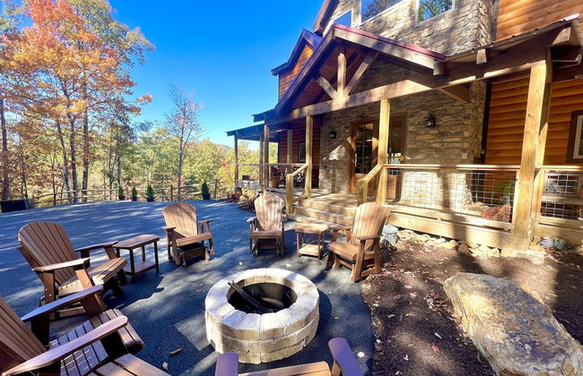 Lazy Bear Lodge 5 Bedroom Cabin by RedAwning - Foto 75