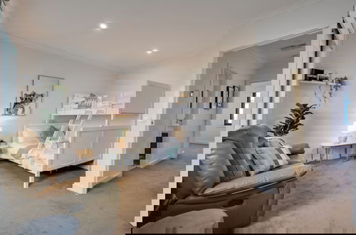 Foto 3 - StayAU Stylish 4BR Home Ringwood