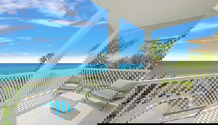 Foto 1 - Shellstone Cottage Beach Front Seacrest Home with Private Pool and 5 Bedrooms 4 Home by RedAwning