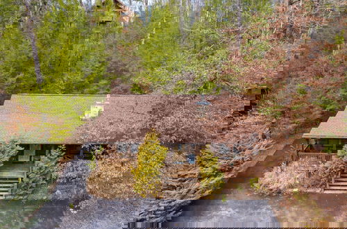 Foto 1 - Er307- Eagle's View- Great Location- Close To Town 2 Bedroom Cabin by RedAwning