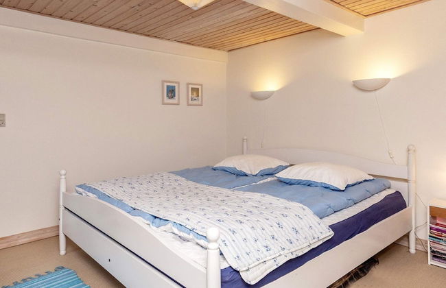6 Person Holiday Home in Laeso - Foto 2