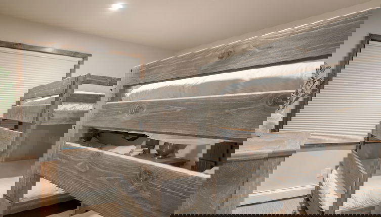 Foto 1 - Snowflake by Avantstay Ski In/out + Patio