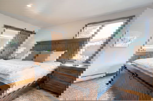 Foto 2 - Snowflake by Avantstay Ski In/out + Patio