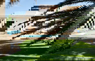 Foto 1 - Lajares Villa-sleeps 6-free Parking-playground