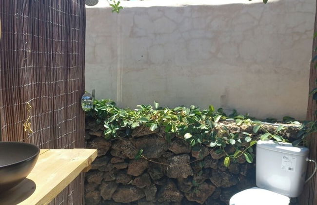 Studio With Pool, Garden and Open Roof Bathroom - Foto 2