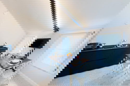 Photo 2 - Graceful Apartments - Hell Apartment