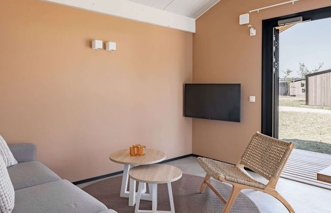 Sustainable Lodge on the Brielse Meer - Photo 8