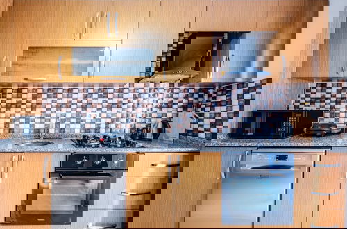 Foto 9 - Flat in Maltepe With Balcony Near Shopping Malls