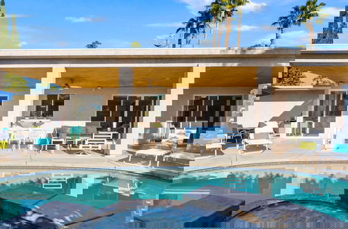 Photo 4 - The Palms- Pool Jacuzzi and Pet Friendly