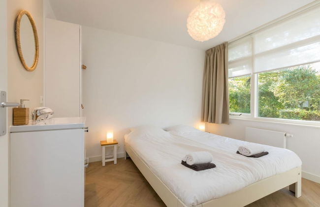 House in Oostkapelle Near Beach & Sauna - Photo 4