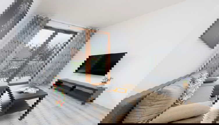 Foto 1 - Workspace With Parking by Renters
