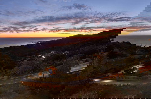 Foto 39 - Castlewood by Avantstay Malibu Cliffside + View