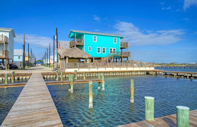 Waterfront w/ Bay Views, Shared Pool & Boat Dock Marlin Madness by Avantstay - Foto 41