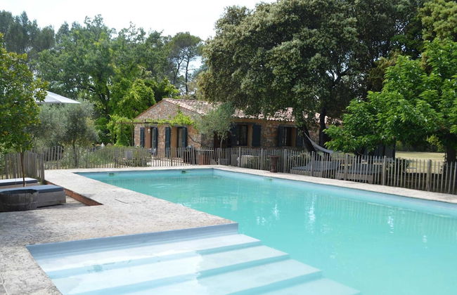 Holiday Home in Lorgues With Private Pool - Foto 1