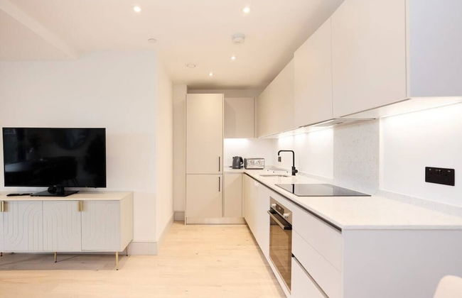 The South Wimbledon Escape - Lovely 3bdr With Balcony - Foto 13