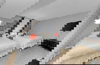Foto 3 - Dolphin Point 601b