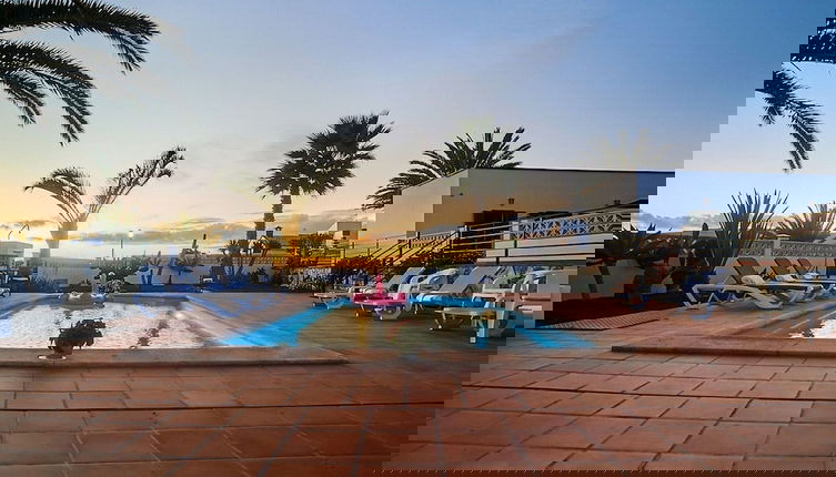 Photo 1 - Holiday Home in La Oliva Fuerteventura With Swimming Pool