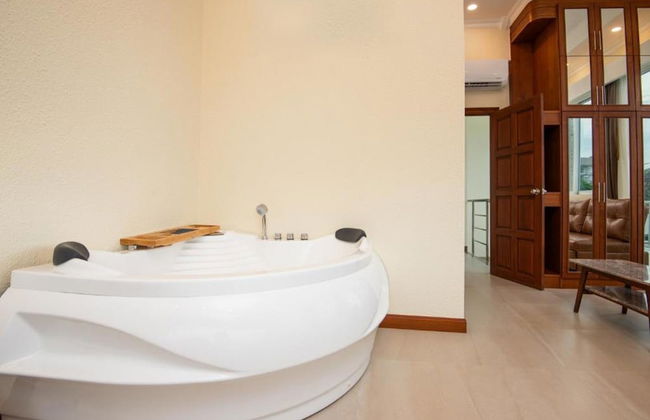 Pratamnak Residence - Photo 14