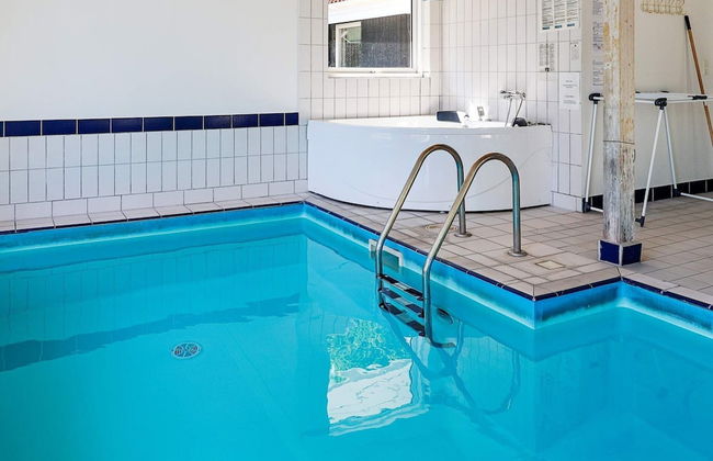 12 Person Holiday Home in Hundested - Foto 17