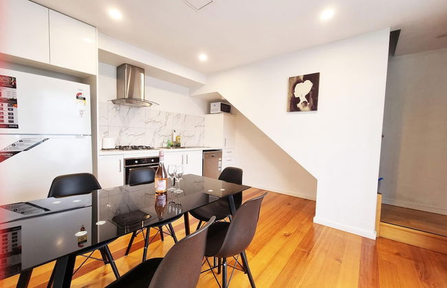Rosie Townhouse at Gordon - Prime Location - Foto 12