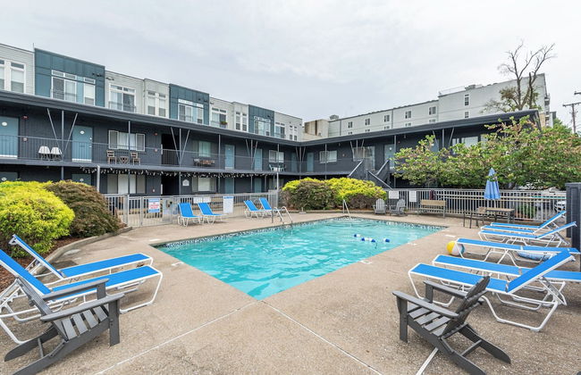 Trendy Studio for 4 w/ Community Pool! - Foto 14