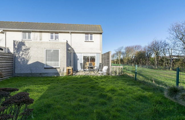Cozy Holiday Home With Terrace - Foto 18